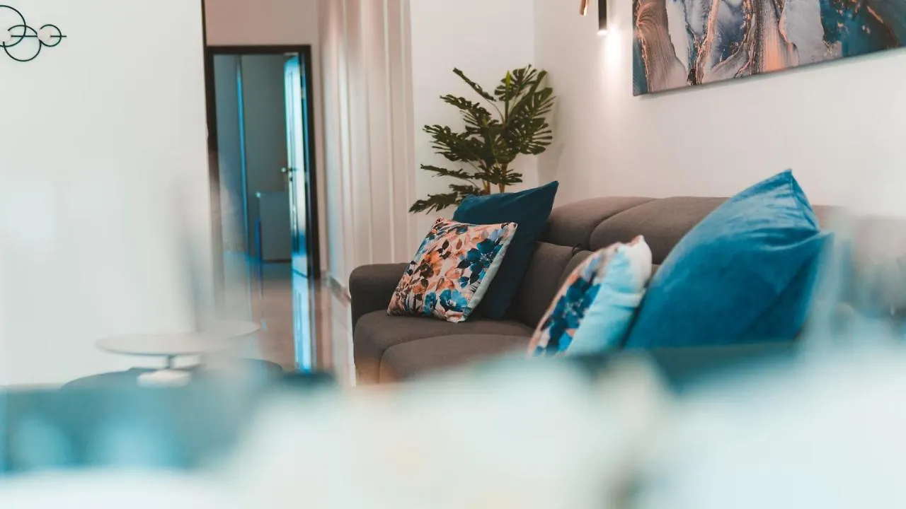Beachside Stylish & Cosy 2Br Apartment With Free Parking Sliema