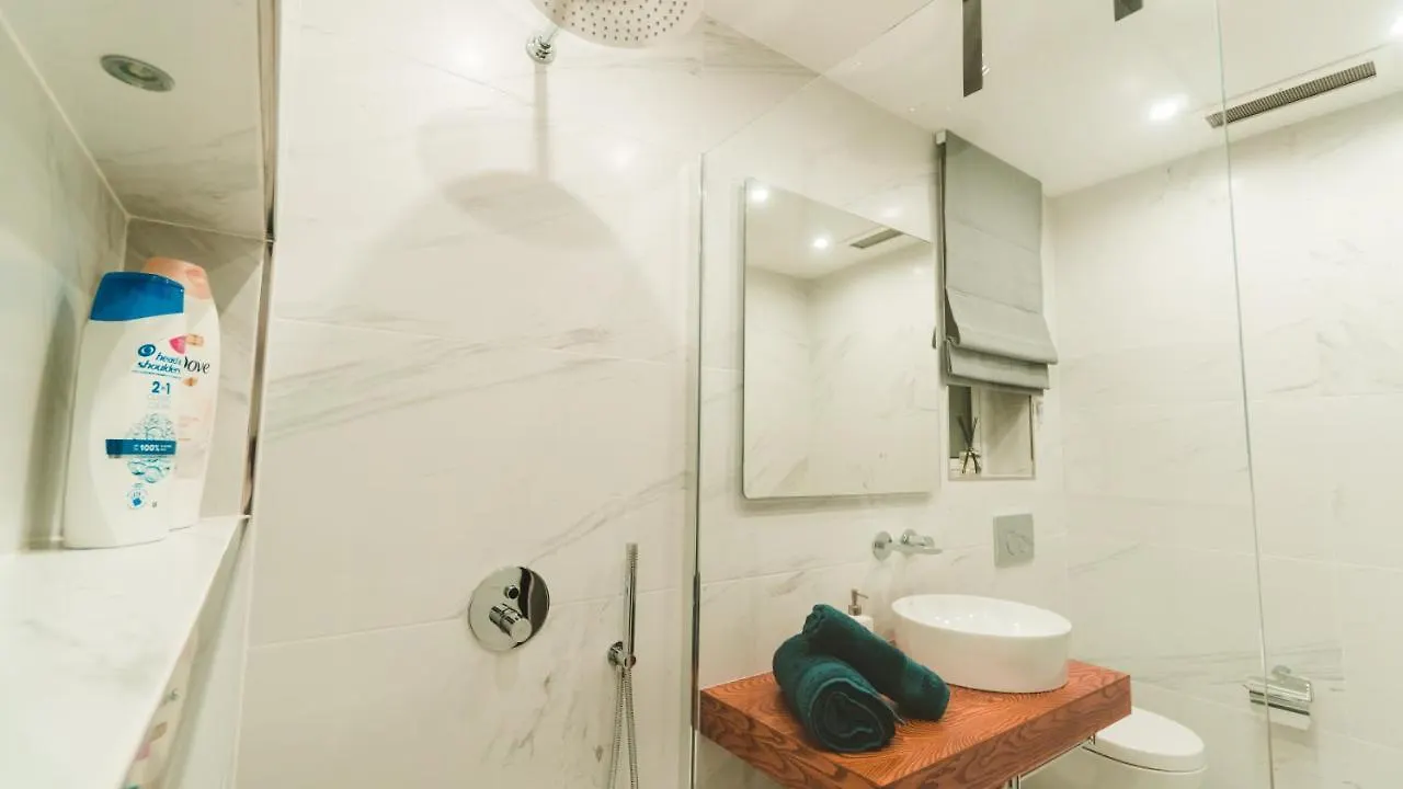 Beachside Stylish & Cosy 2Br Apartment With Free Parking Sliema